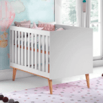 Berço Ludmila Acompanha Varão Para Mosquiteiro