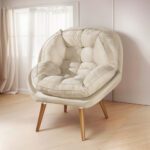 Poltrona Celine Estrutura Madeira Maciça de Eucalipto